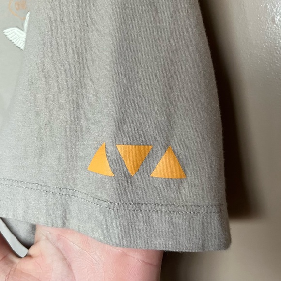 Uniqlo x Demon Slayer Collab Chuntaro Tee - Picture 9 of 10